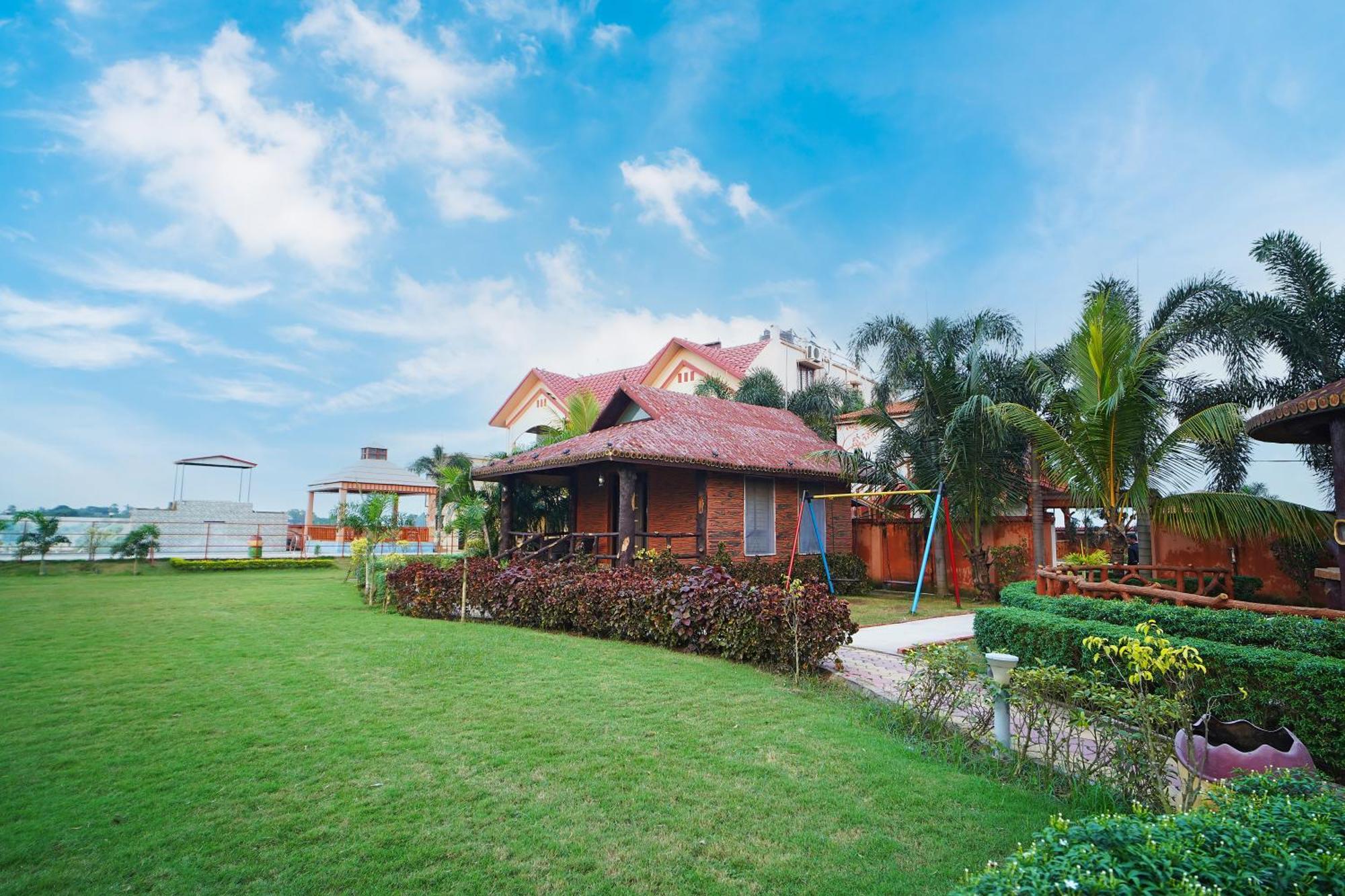 Gharana Resort !! Best Family Resort Near Kolkata With Swimming Pool !! Singur Exterior foto